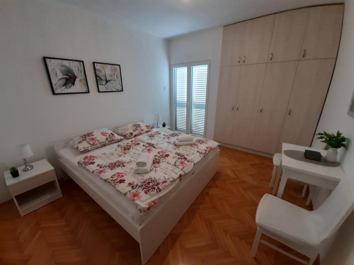 Апартаменти Family House Rebeka Уґлян Екстер'єр фото